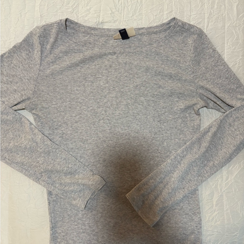 Universal Thread Light Gray Long Sleeve Top